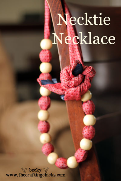 Diy : Necklaces from Ties • Recyclart