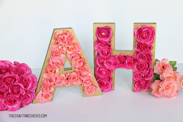 DIY Floral Monogram - The Crafting Chicks