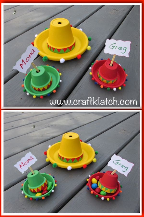 13 Cinco de Mayo Party Ideas - these are perfect for a class party!  Decor, printables, recipes, pinatas, crafts, kids activities, and so much more!