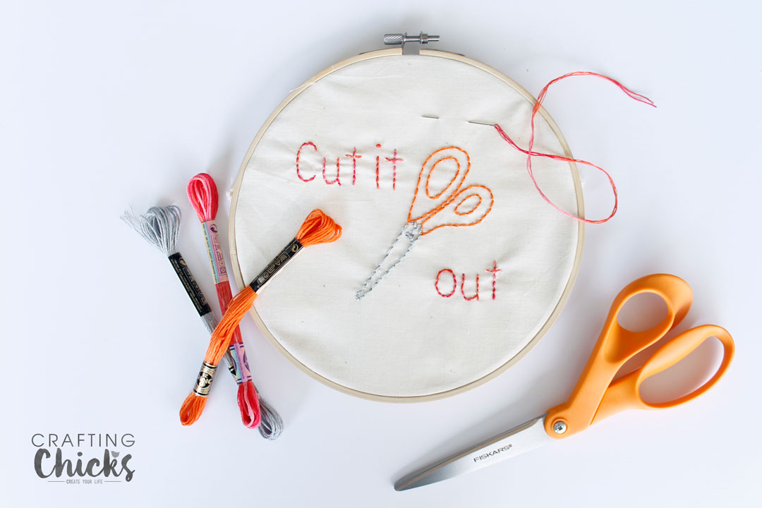 Looking for the perfect addition to your sewing room? This "Cut it Out" Handstitching Pattern is the perfect project to add that extra touch of fun.