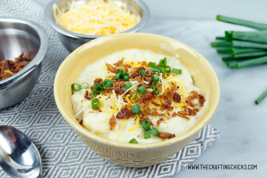 Slow Cooker Loaded Baked Potato Soup is perfect for those days where you want to toss some thing in the crockpot and not worry about it later.