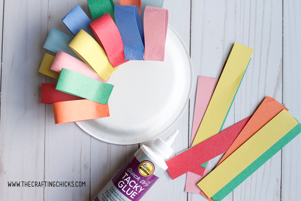 Paper Plate Turkey Craft - The Crafting Chicks