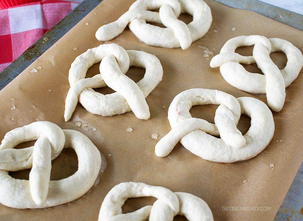 Soft Pretzel Recipe The Crafting Chicks Bloglovin 