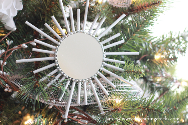 DIY Christmas Ornaments | 21 Favorite Handmade Christmas Ornaments | Photo ornaments, kids ornaments, Ninja Turtle Ornaments and more! #handmadechristmas #diyornaments