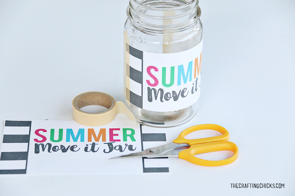Summer Move it Jars to help get your kids moving this summer! This is a fun way to get kids excited about physical exercise at home.