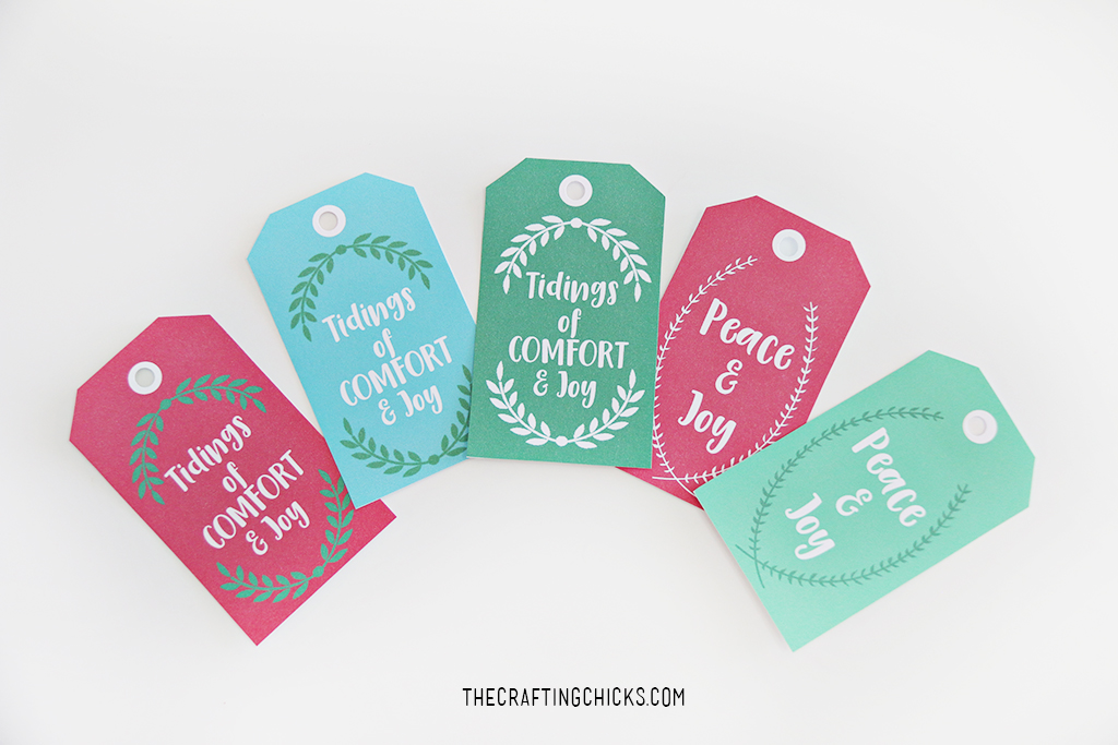 12 Christmas Tag Printables - The Crafting Chicks