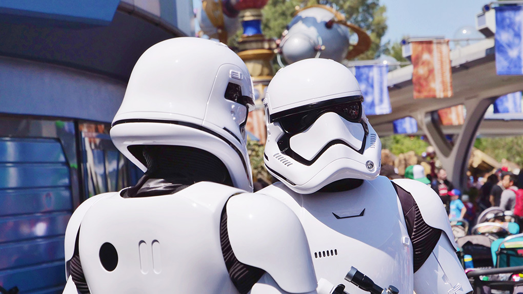 stormtroopers galaxy's edge